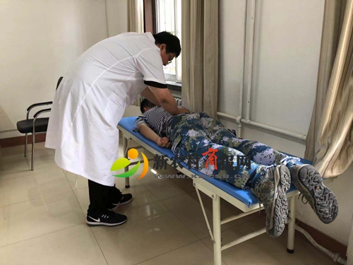 胶州市人民医院：“八一”建军节前到驻胶某部进行巡诊活动