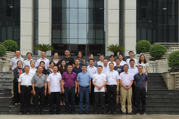 成都职业技术学院与巴中职业技术学院签订对口帮扶框架协议