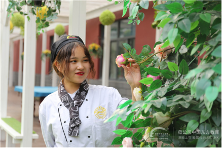 新东方烹饪学校新生故事周稳稳：学西点信心重燃！