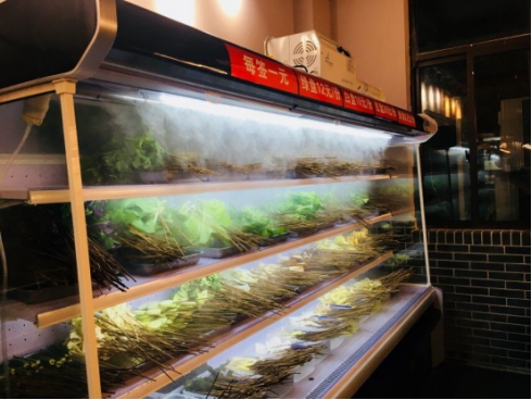 选择老街勾魂串串香创业店，线上线下，双向引流