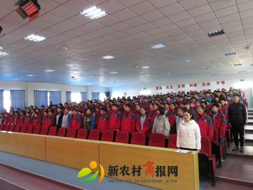 “传承红色基因、追梦新时代”英烈事迹走进胶州市第二十二中学