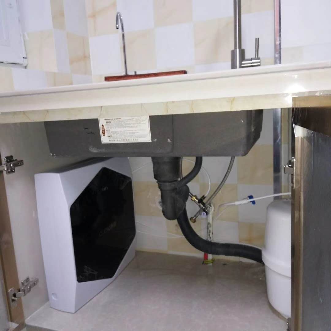 代理泉露净水器售后完善持续维护保证家庭健康用水