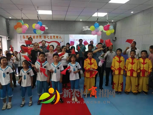 胶州市里岔海尔希望小学举行第35个教师节庆祝活动