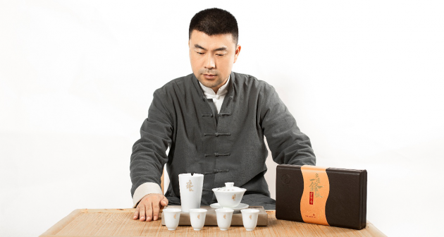 2019中国茶业制茶大师——黄锋荣获新晋 “茶王”实至名归