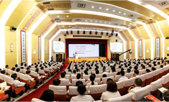 “最美家庭 可学而至”领读志愿者学习会走进圣人故里