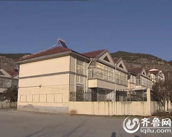村民卖煎饼家家年收入几十万