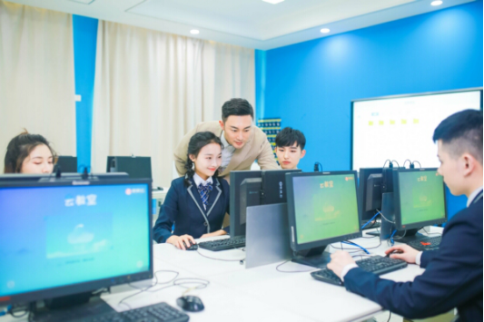 重庆计算机学校哪家好 重庆新华电脑学校怎么样
