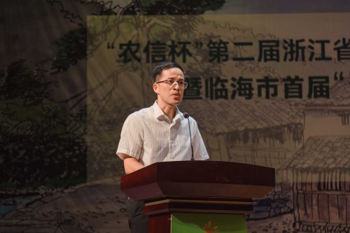 浙江大学生暑期进村建设“美丽庭院”