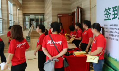 “助农学堂”南县稻虾综合种养技术实操培训班取得圆满成功！