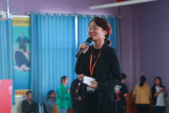 潭州教育网络科技有限公司科技来长沙新华电脑学院开展招聘宣讲会