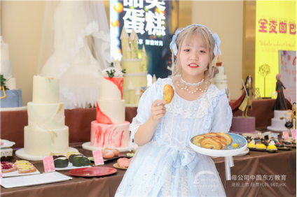新东方烹饪学校新生洛丽塔女孩儿的故事