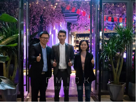 欧米奇就业学员||从IT行业跨行到调酒师，梦想是不断超越自我的实现