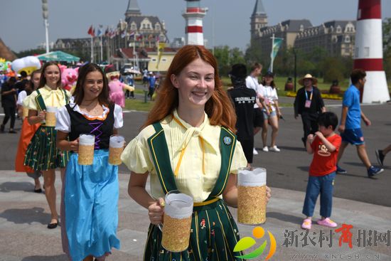 左修国摄 (16)_ABC看图.jpg