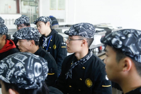 杭州新东方新生故事|金圣博：新方向引领新人生，我选择重新出发