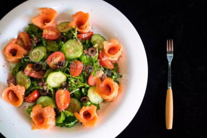 南京欧米奇：西餐行业的现状发展以及未来需求