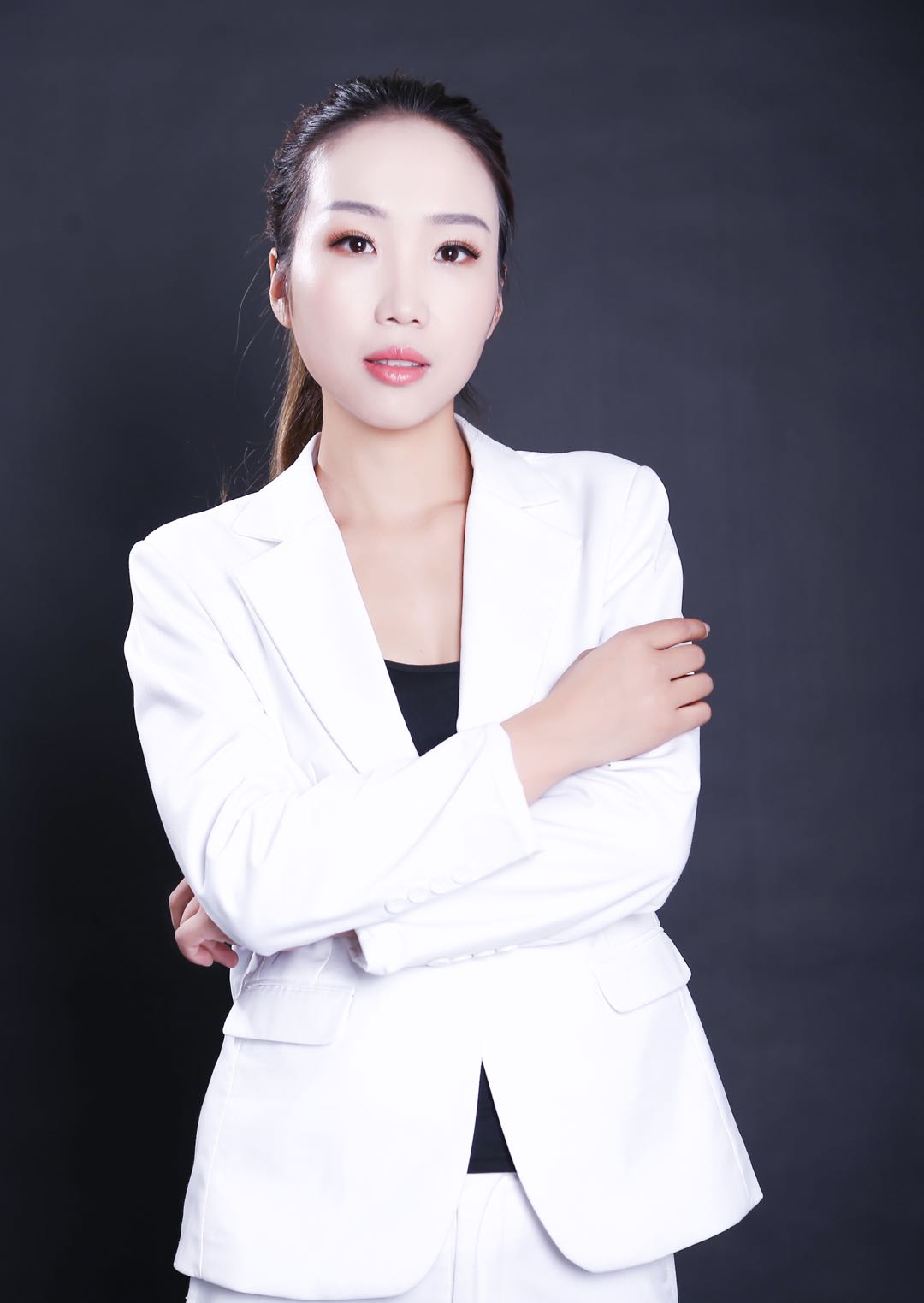百美国际创始人菲菲带领万人加入俏泊，联手吴述广共拓俏泊大趋势