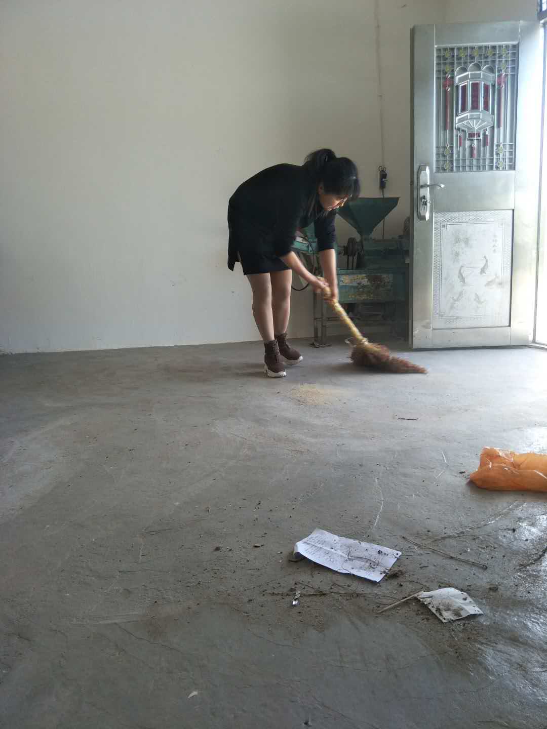 平昌县涵水小学扎实开展“美在家庭”帮扶活动