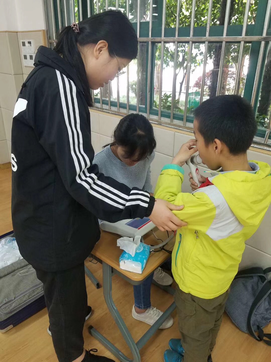 探索以脊柱健康促进视力健康 ——全国青少年脊柱与视力健康主题营侧记
