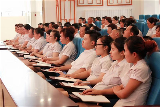 清镇桂英鑫鑫餐饮有限公司：与政府、学校强配合，打造安全学生餐