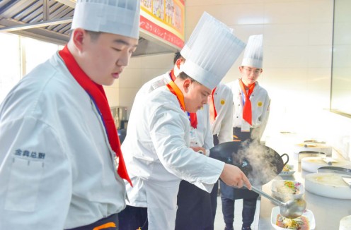 山东新东方：打工返乡学厨师，挑战高薪职业，还可以创业当老板！