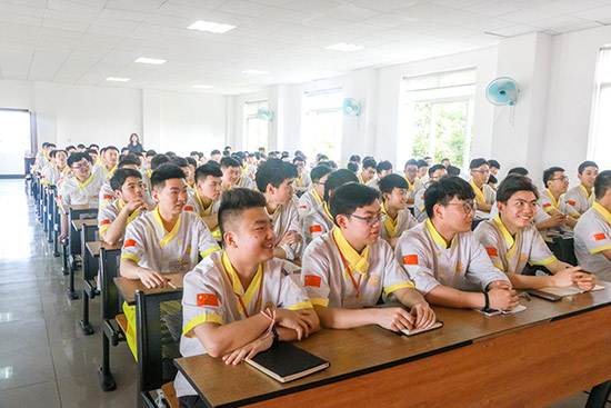 成都新东方：职等你丨不能错过，又有企业来校招人啦！