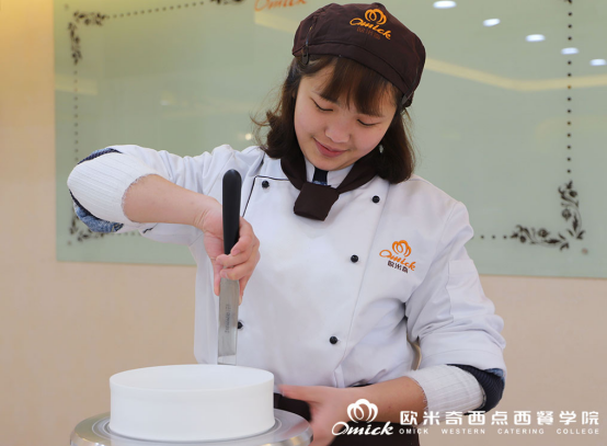 贵阳欧米奇学员故事：用初心拥抱我的烘焙梦想