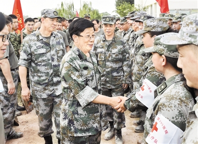 赵克志到邯郸永年抗洪救灾一线看望慰问官兵
