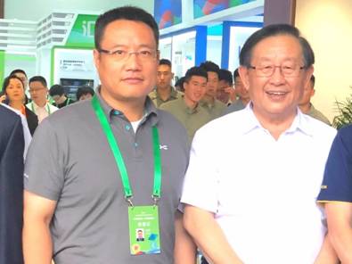 领四化创未来，爱驰汽车双创周展现“硬核”创新创业实力