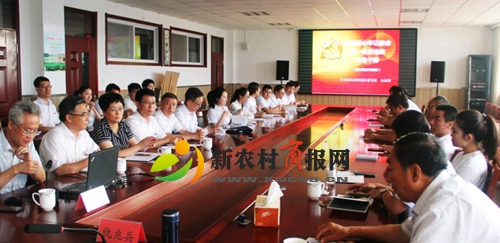 青岛通济实验学校举办“不忘初心 牢记使命”主题党日活动