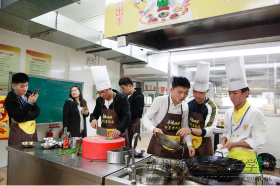 杭州新东方：免费试学 至臻美味征服你