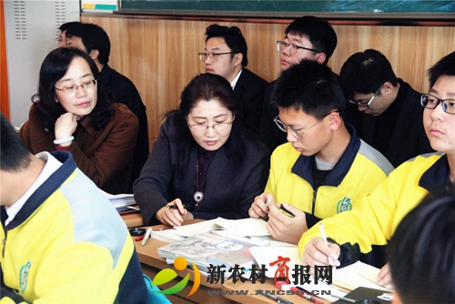 鲁东大学携专家团队莅临青岛通济实验学校“开坛论道”