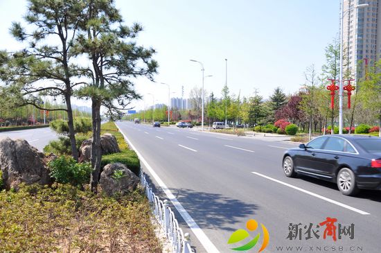 图片：青岛西海岸新区：发起交通基础设施建设攻势，筑就百姓幸福路 (1).jpg