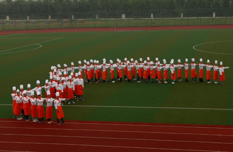 想学厨师必须去学校学么_厨师短期培训班哪里有_陕西新东方学厨师