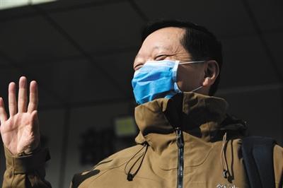 北京：体温不超过37.3℃才能出火车站