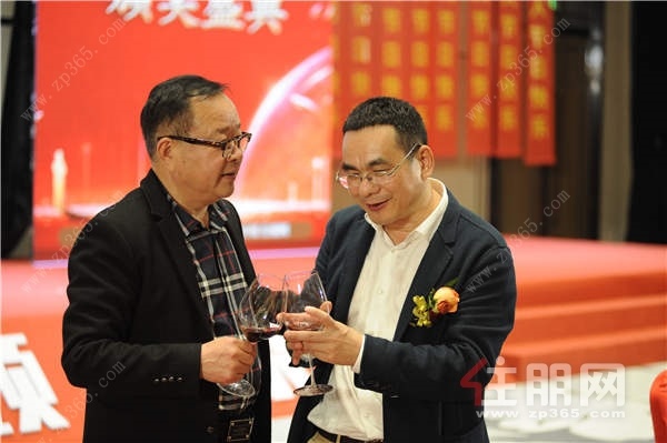 第十二届地产人节(广西)暨“住朋奖”颁奖盛典圆满落幕