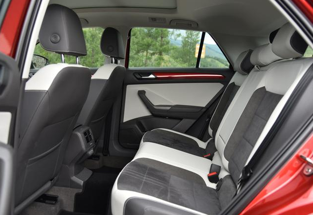 想买15万左右的SUV，吉祥坊体育带你了解探歌和途岳选哪个？