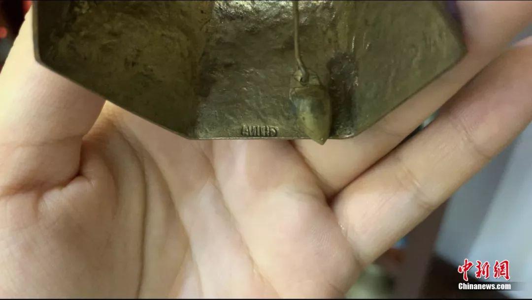 20多年收藏铃铛3000余个 他被称为中国铃铛第一人