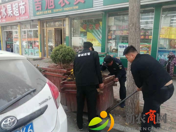 规范镇容 净化眼眸——度市仁兆镇容规范整治见成效1.jpg