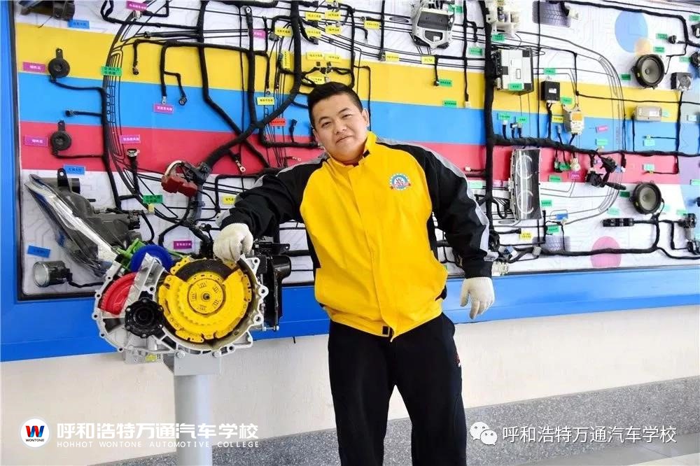 呼和浩特万通：打破桎梏，硬核宝藏男孩C位出道！