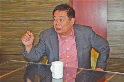 曹德旺：美国工会制度已不适合制造业发展