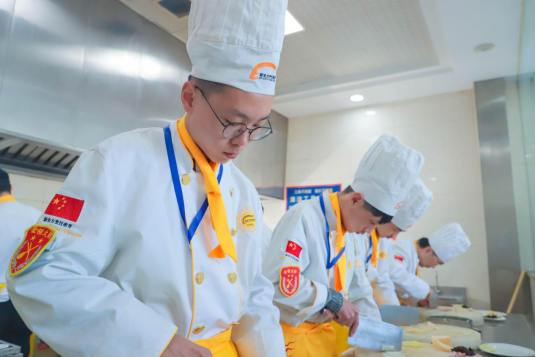 山东新东方：单招分流择校季，选学校一定要选择适合自己的！