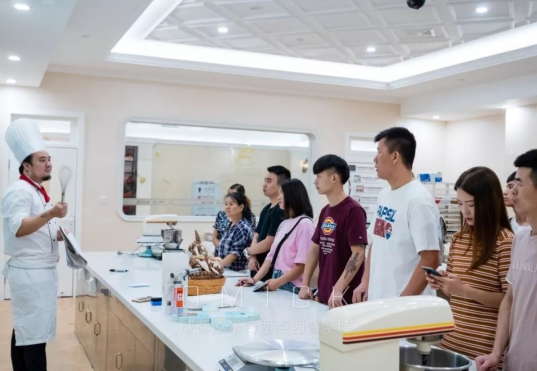大师之道·精益求精||2019年度成都欧米奇新品发布会圆满落幕!