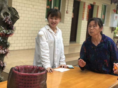 慈众社工为精神康复患者开展主题趣味运动会