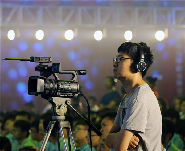 勤恳多年 收获桃李芬芳——桃李芬芳获奖者陈福全