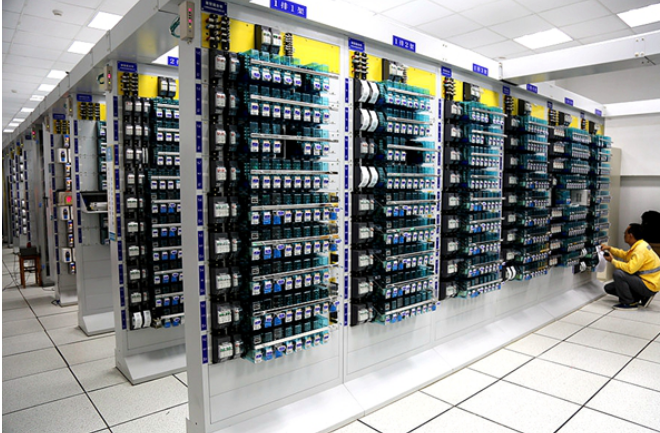 勇立潮头谱新篇 砥砺奋进筑华章