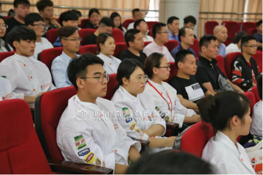 南京欧米奇包揽第八届全国烹饪技能竞赛金银铜奖