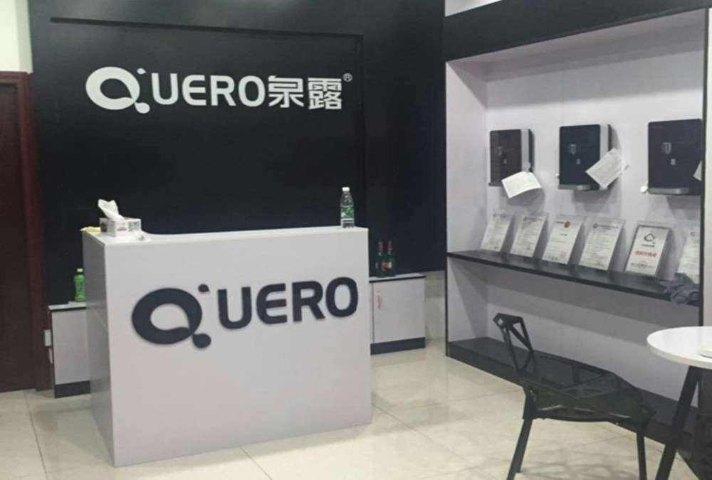 泉露净水器普及千家万户成为人们健康饮水的家庭必备