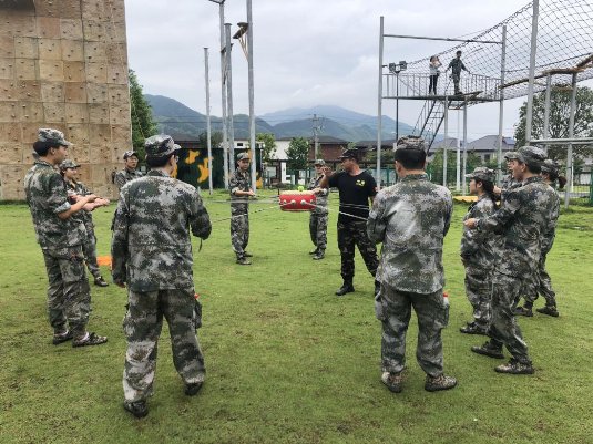 氢点年中拓训丨突破自我、凝聚力量，成就战狼团队
