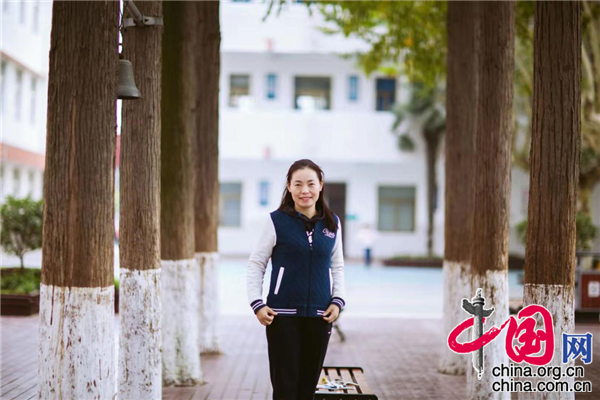 郭金娟：爱心育人做最受欢迎的老师