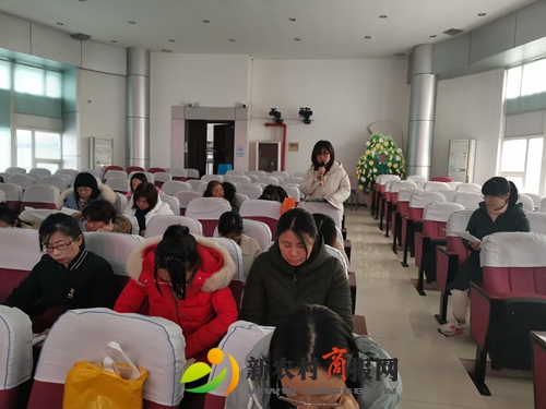 胶州市小学语文第七区“低年级不同课型阅读教学研讨”活动在实小举行